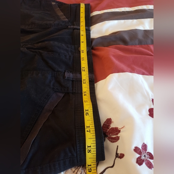 Gloria Vanderbilt Crop Cargo Pants! - Picture 8 of 11